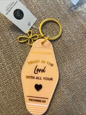 Sara G. Pink 'Trust in the Lord' Keychain